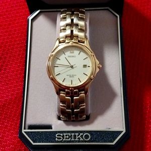 Classic Seiko Men's Watch